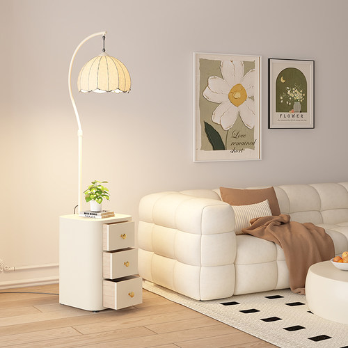 新款现代简约艺术装饰护眼落地灯