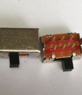 SK22F14-G4拨动滑动开关卧式DC焊接式推动小尺寸电源开关3档家电