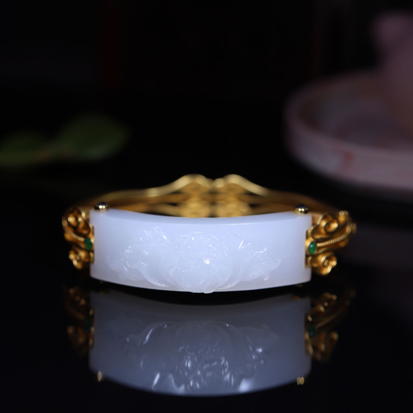 玉秀18K金镶玉花开富贵牡丹手镯女款籽料多圈苏工羊脂定制带证书