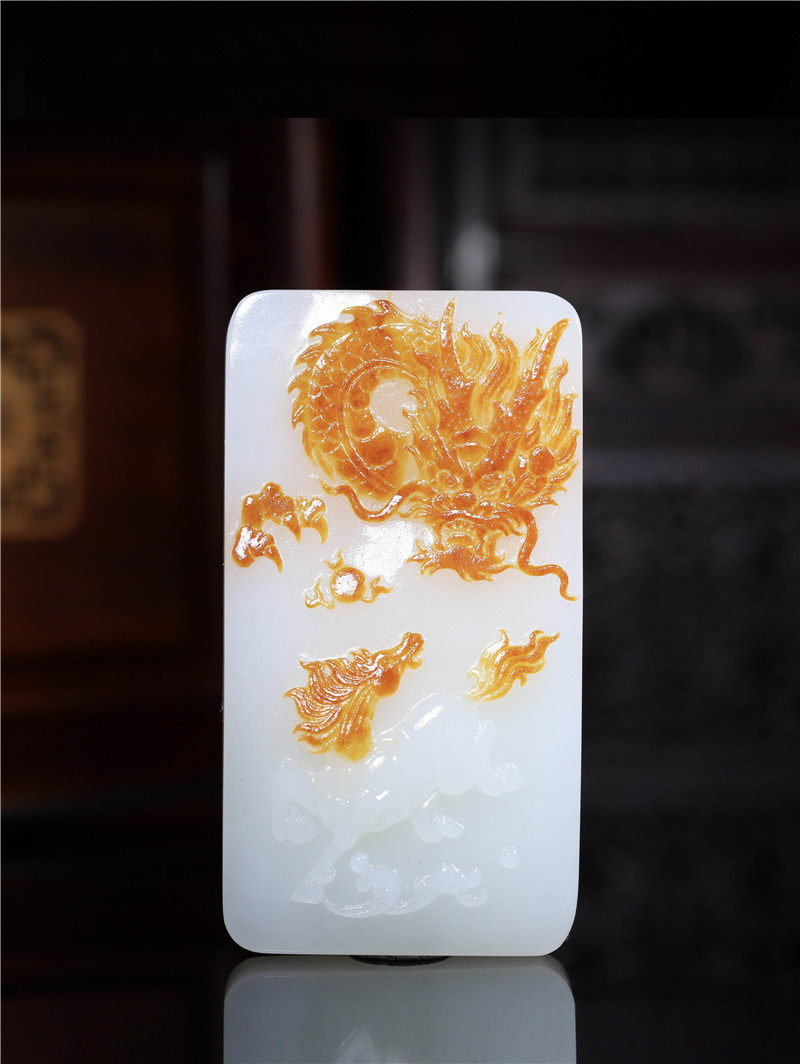 玉秀新疆和田玉籽料龙马精神吊坠男女挂件苏工雕刻羊脂定制带证书