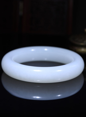 玉秀和田玉宽条手镯定制手饰