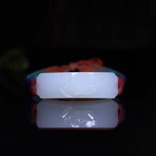 玉秀新疆金镶和田玉莲花手牌女款定制手饰苏工籽料羊脂白玉带证书