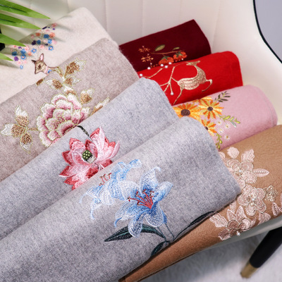 国潮刺绣羊毛围巾女冬款