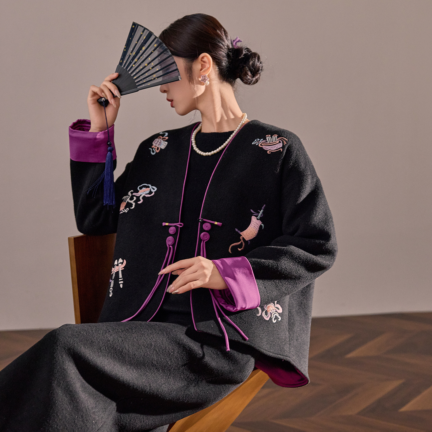 新中式刺绣提花女装套装
