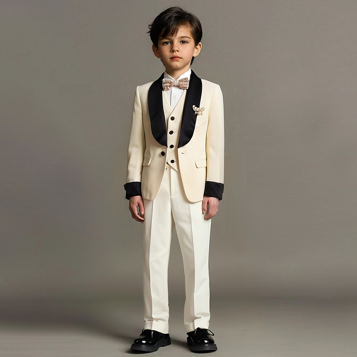 出租儿童生日周岁高端西服套装男童钢琴主持走红毯英伦风轻奢西装