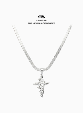 Blackdegree Store｜Cross necklace 镶钻十字项链钛钢刀片蛇骨链