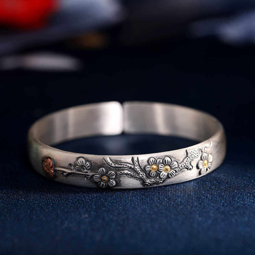 手工足银9999梅花手镯女开口复古做旧民族风纯银镯子錾刻手环礼物