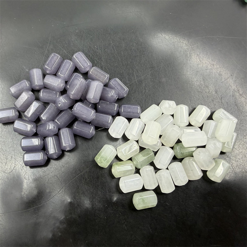 四海玉器 DIY饰品配件烟紫色金丝玉六棱筒珠 白底青天山翠玉筒珠