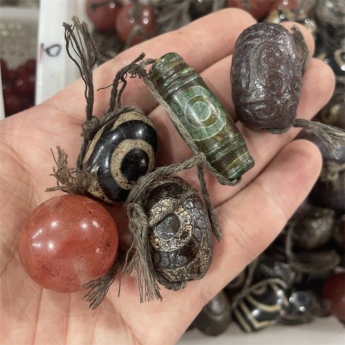 四海玉器 复古做旧天珠玛瑙鸟蛋珠 绿色老玛瑙筒珠 回纹玛瑙珠子