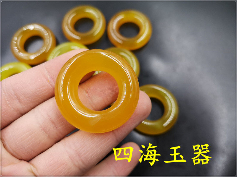 四海玉器 天然正品黄玛瑙平安环吊坠 黄玉髓圆圈吊坠 4厘米玛瑙圈