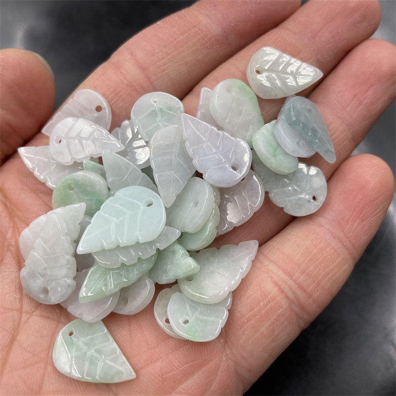 DIY饰品配件天然翡翠A货小树叶珠子散批 翠玉a货金枝玉叶子配饰