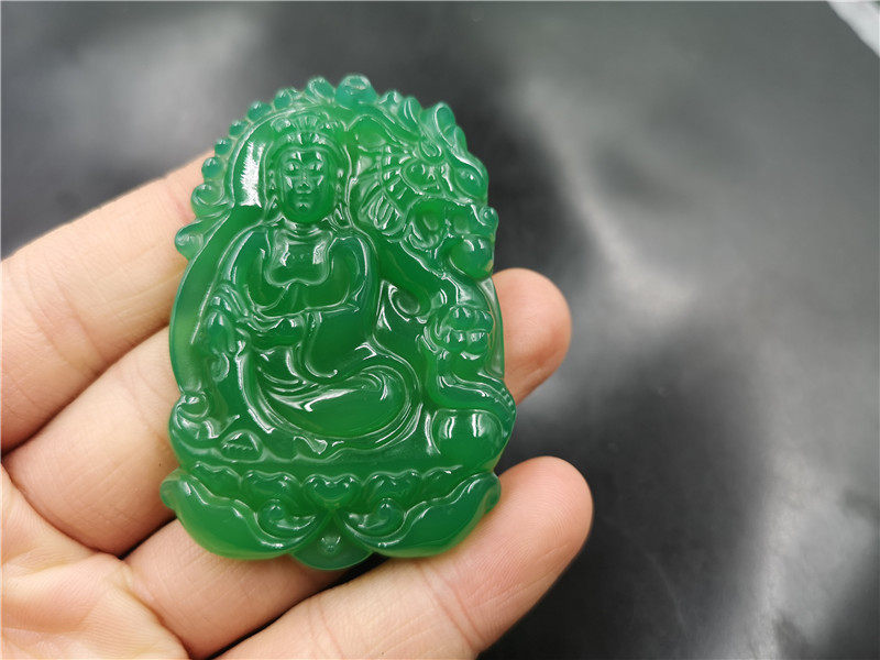 天然绿玉髓降龙观音吊坠 男款大号黄玛瑙观音牌子 黄色玉观音