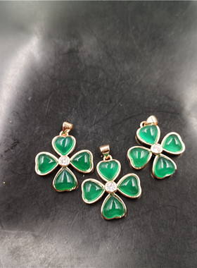 镶嵌绿玉髓四叶草吊坠挂件