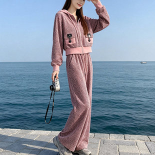 秋季新品时尚休闲运动套装女生连帽外套阔腿裤减龄显瘦两件套大码