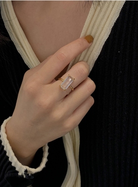 U.CA韩国coldframe戒指女小众设计ins冷淡风石英石冰块方形食指戒