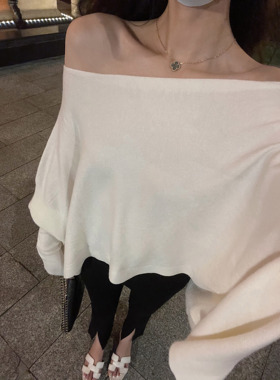 mmm collection 气质微露肩一字领薄款蝙蝠袖长袖针织衫女神上衣