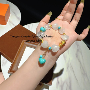 夏季新款白水晶菱镁矿爱心屁桃手串可爱少女百搭精致女