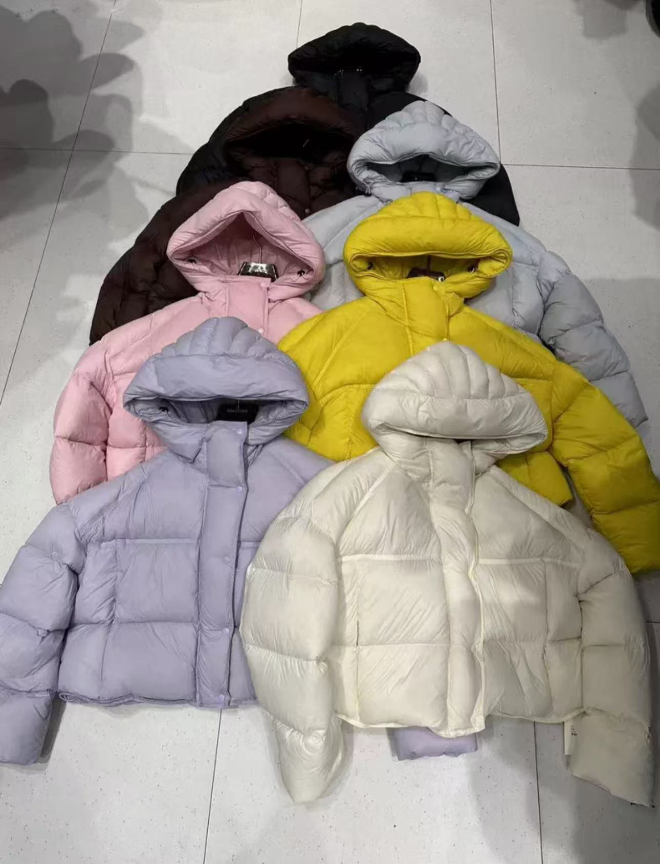 pink正品2024秋冬新款连帽纯色抽绳口袋保暖短款白鸭绒羽绒服外套