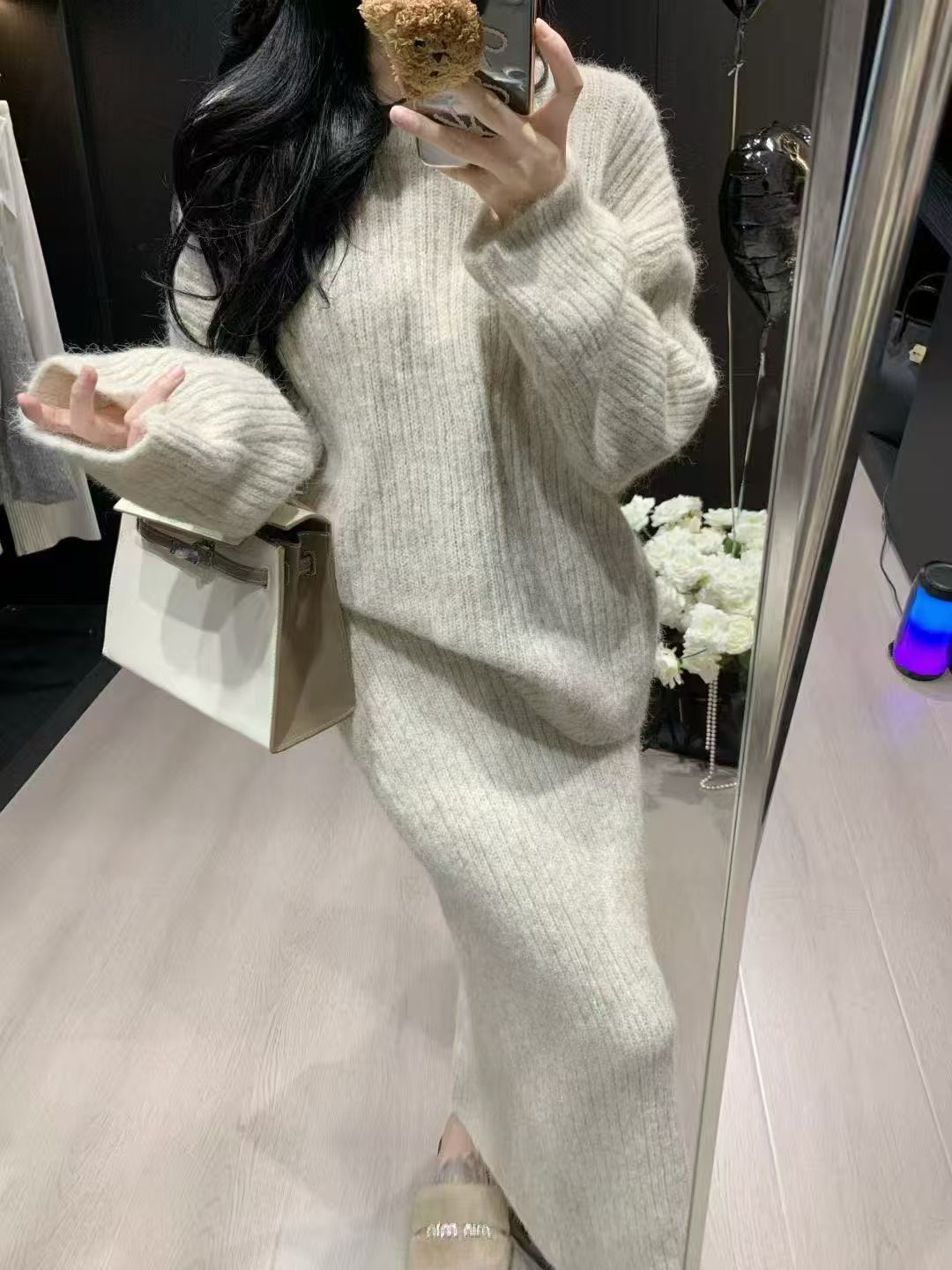 十三行洋气气质套装裙女喇叭袖厚实毛衣高腰显瘦a字半身裙两件套