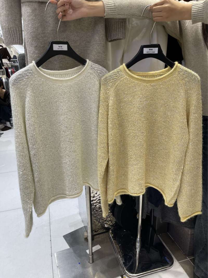 wm十三行慵懒风宽松圆领闪片毛衣女百搭高级感亮片羊毛白色针织衫
