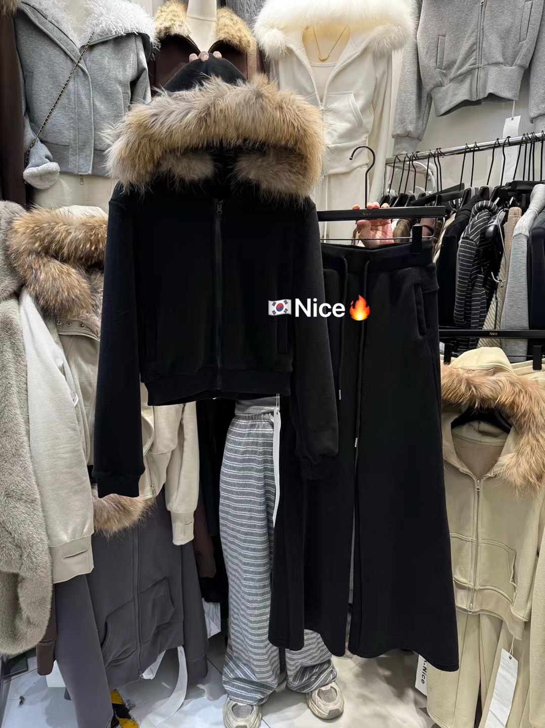 nice乃思儿洋气百搭连帽德绒毛领卫衣两件套外套+微喇裤加绒套装