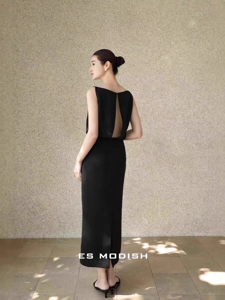 ES MODISH 夏季韩系精致约会通勤一字领镂空后背无袖连衣裙女4451
