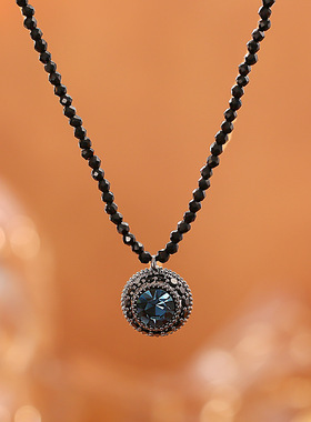 STINA爆款复古黑色水晶锆石项链女小众设计简约精致百搭毛衣链全