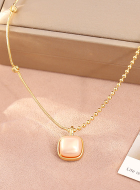 STINA轻奢小众方糖珍珠吊坠项链