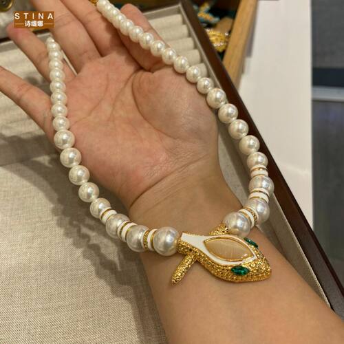 STINA中古风高亮珍珠蛇形镶水晶