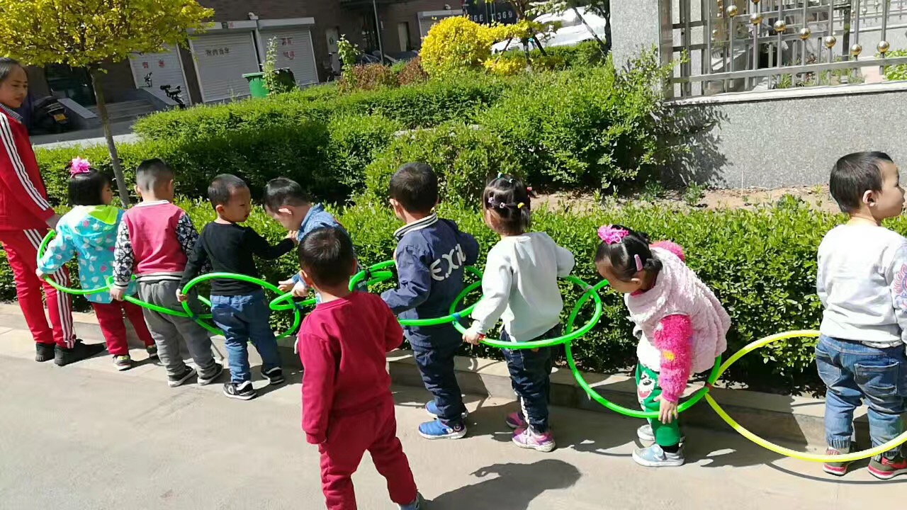 幼儿器械塑料健身呼啦圈投掷套圈