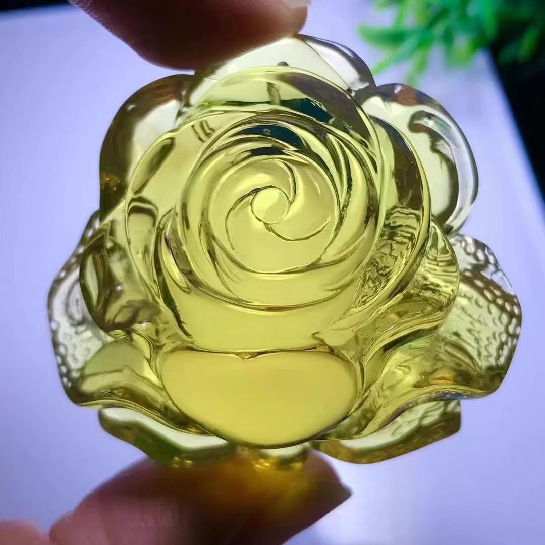 正品天然缅甸琥珀精美天空蓝 花开富贵 圆雕吊坠文玩工艺收藏礼品