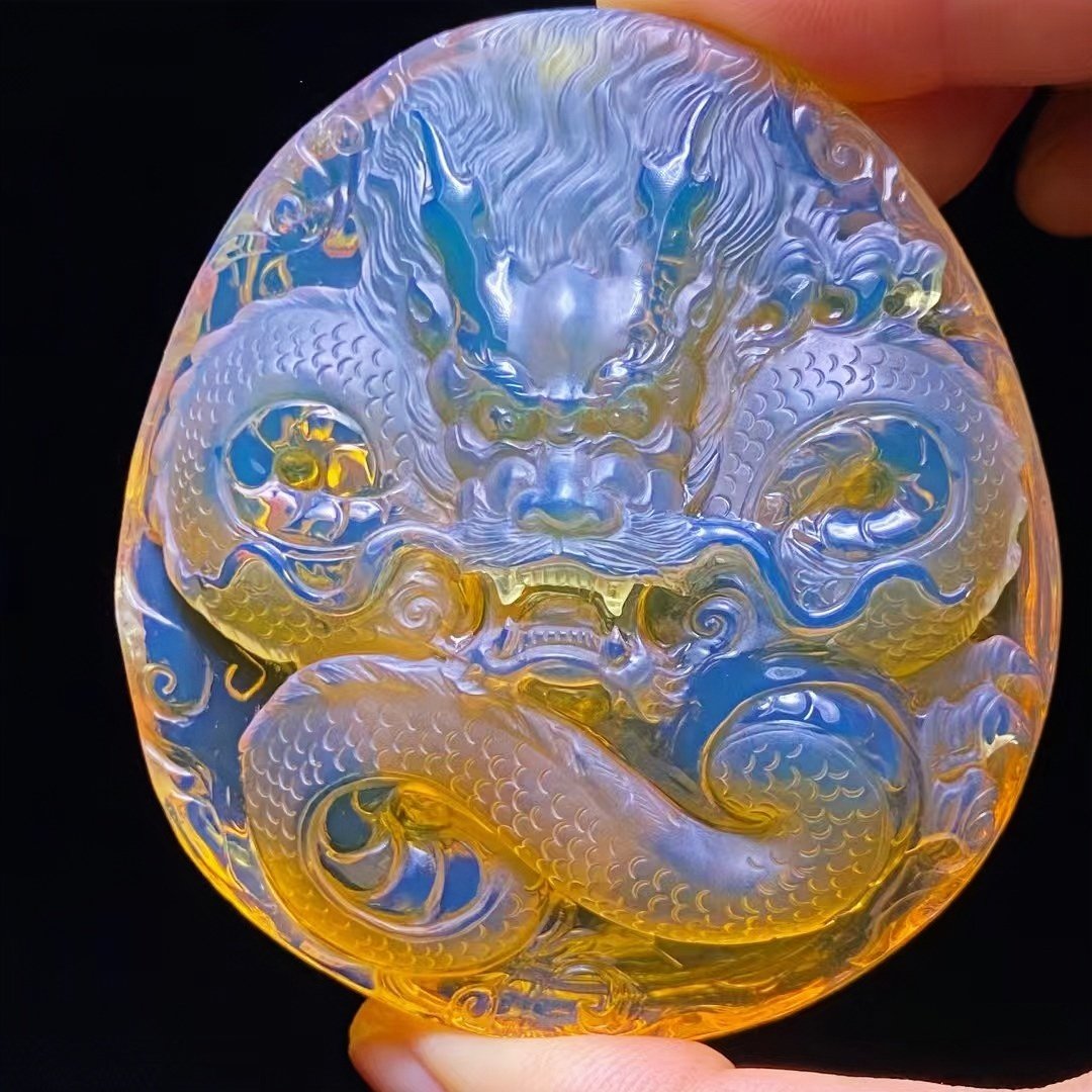 正品天然缅甸琥珀精品高蓝 龙行天下 龙牌吊坠文玩工艺珠宝饰品
