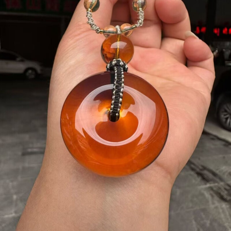 正品天然缅甸琥珀玻璃底血红茶 平安扣 吊坠文玩百搭轻奢珠宝饰品