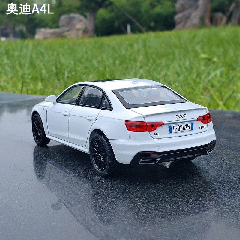1:32奥迪a4l合金汽车模型开门回力转向玩具车仿真金属车收藏摆件