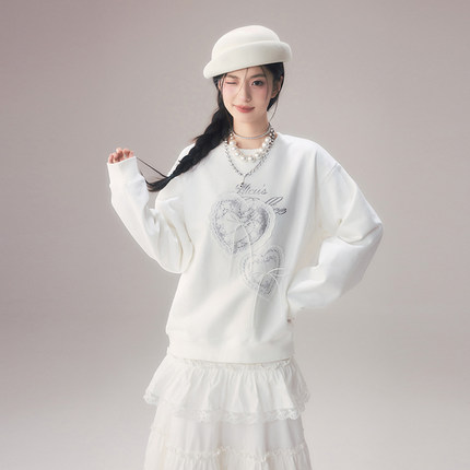 HTCU 梦心 芭蕾舞印花蝴蝶结宽松上衣女立体爱心蕾丝圆领套头卫衣