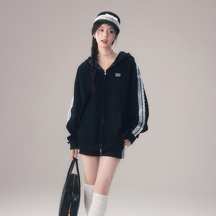 HTCU 菲娜 美式复古运动宽松连帽卫衣女蕾丝织带短裤休闲裤两件套