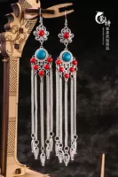 Красный синий драгоценный камень листья