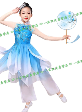 青花瓷天色出水莲声声慢清廷云月茉莉花蓝色衣服套装扇子中国古典