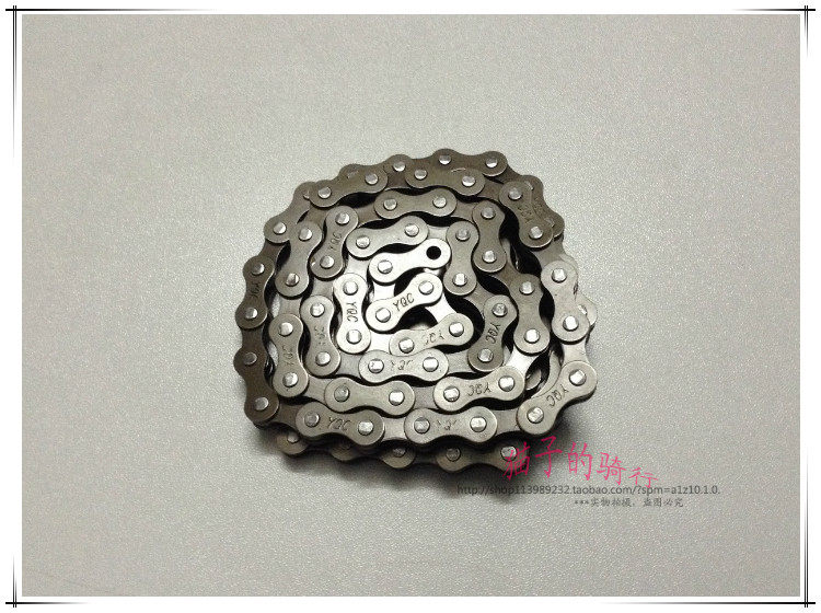 Chaîne de vélo - Ref 2370202 Image 4