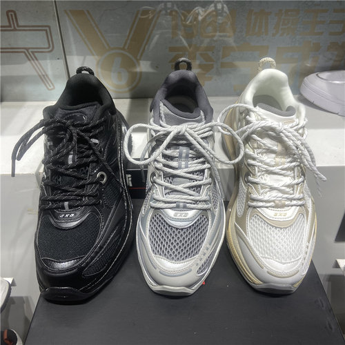 中国李宁潮流轻量高回弹运动鞋