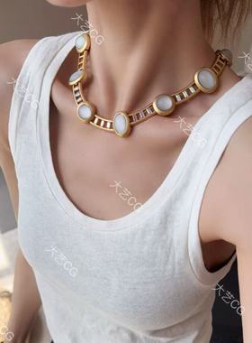 复古风金色choker宽扁白色磨砂气质小众项链