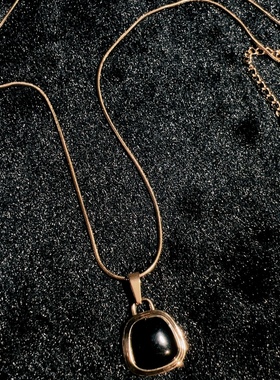 古铜色复古简约项链百搭毛衣链