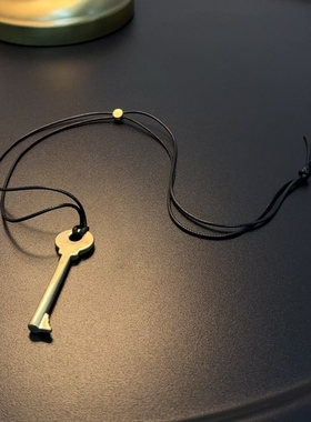 钥匙项链多种戴法毛衣链黑皮绳可调节长链