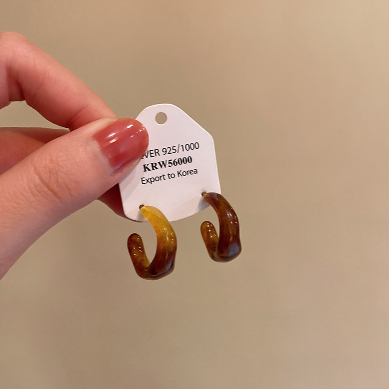 美拉德琥珀色C圈耳环女高级感圈圈耳饰2025年新款耳圈巨好看耳钉