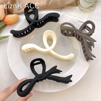 秋冬磨砂波浪抓夹大号鲨鱼夹高级感发夹女新款后脑勺发夹子头饰