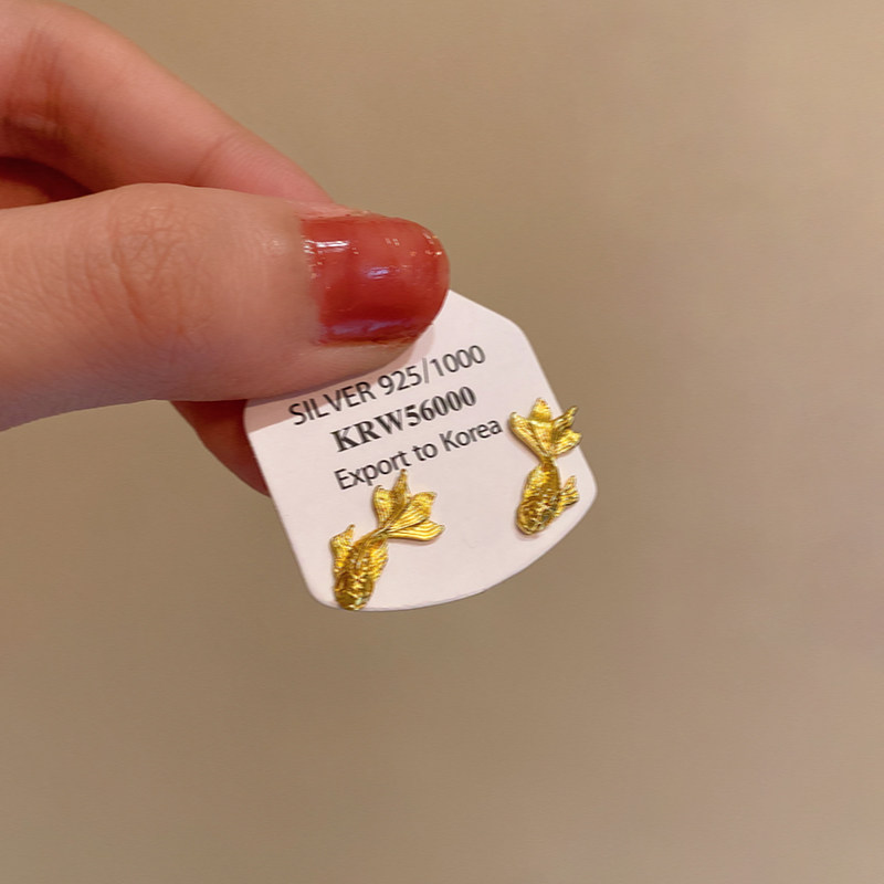 新中式复古金鱼耳钉女2025新款爆款古风锦鲤耳环个性时尚百搭耳饰