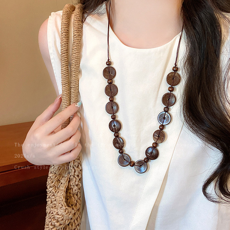 波西米亚民族风木质串珠项链女高级感轻奢小众百搭抽拉锁骨链配饰