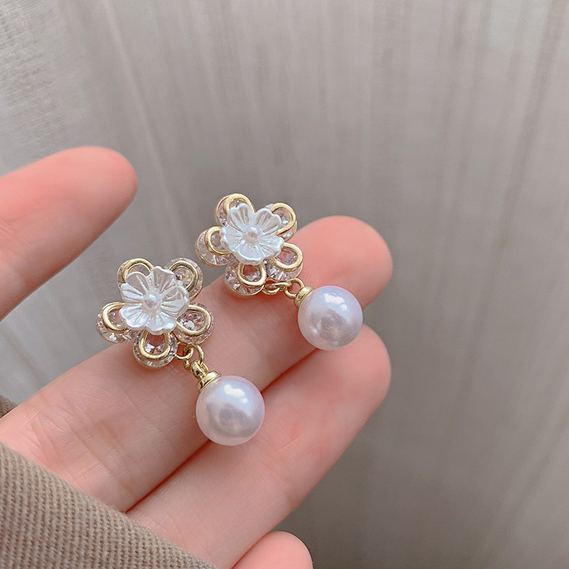 韩国新款锆石花朵耳环女复古超仙气质珍珠耳坠感森系百搭耳饰