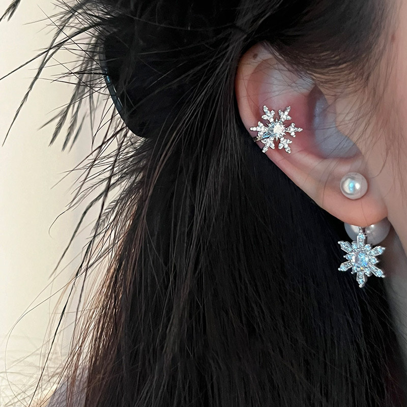 可两戴超闪雪花耳钉2025新款爆款高级感耳环轻奢精致百搭秋冬耳饰