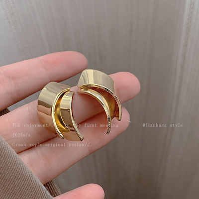 欧美夸张爆款冷淡风金属感几何形耳环女光面缠绕耳钉ins潮耳饰品